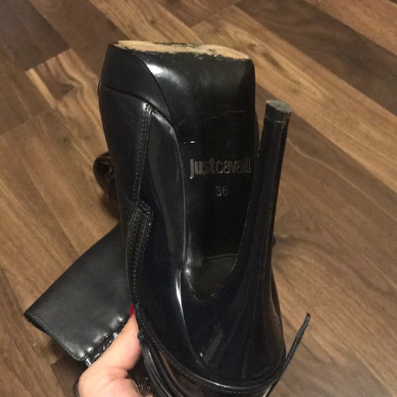 Roberto Cavalli (Just cavalli) booties. - Picture 7 of 7